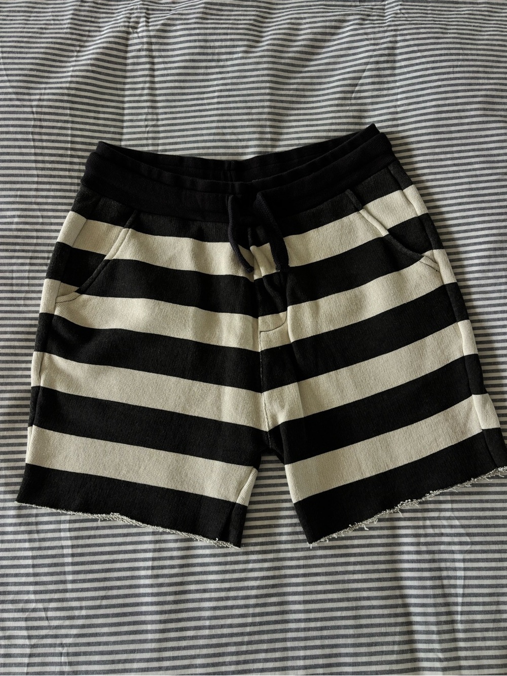 Osclen Striped Black and Cream Athletic Men’s Shorts
